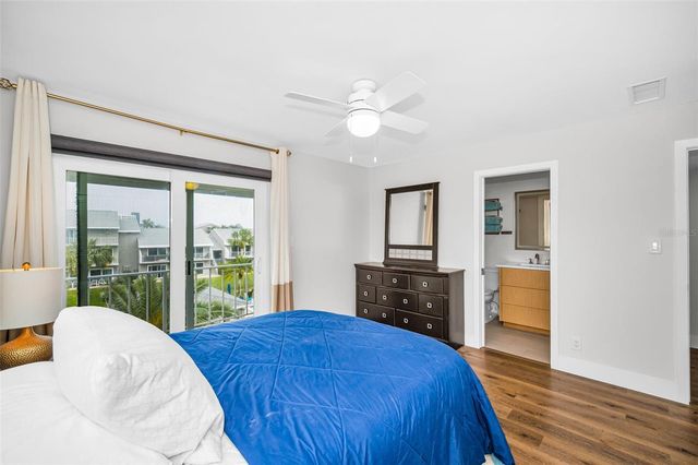 1351 GULF BOULEVARD 201, Clearwater Beach, FL 33767