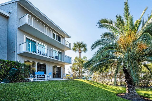 1351 GULF BOULEVARD 201, Clearwater Beach, FL 33767