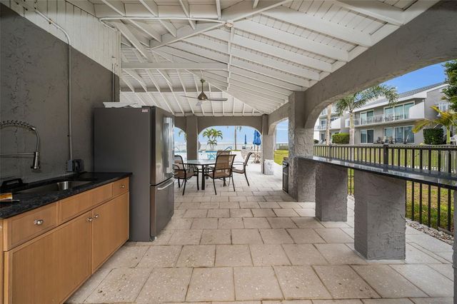 1351 GULF BOULEVARD 201, Clearwater Beach, FL 33767