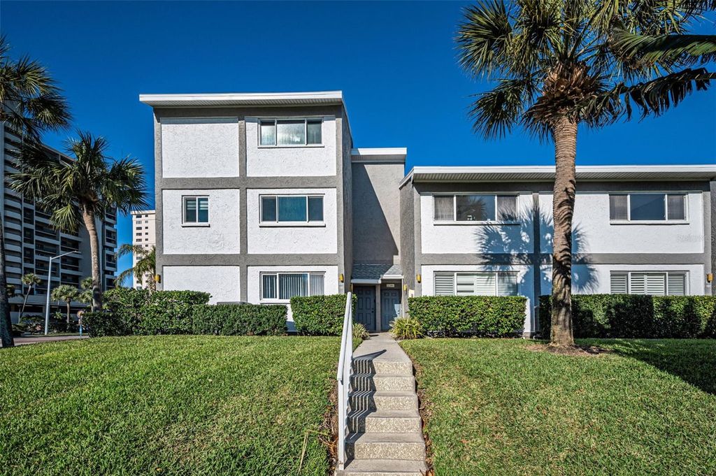 1351 GULF BOULEVARD 201, Clearwater Beach, FL 33767