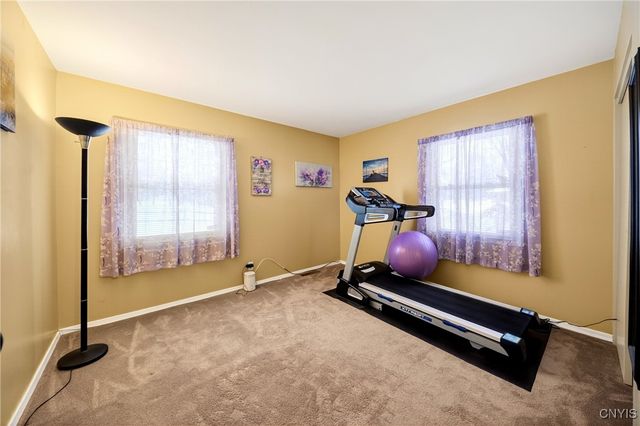 5621 West Genesee Street, Camillus, NY 13031