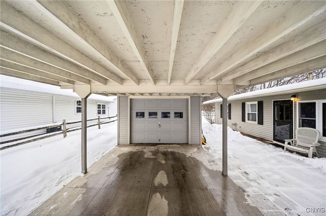 5621 West Genesee Street, Camillus, NY 13031