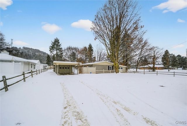 5621 West Genesee Street, Camillus, NY 13031