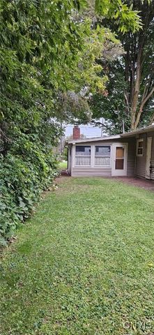 5621 West Genesee Street, Camillus, NY 13031