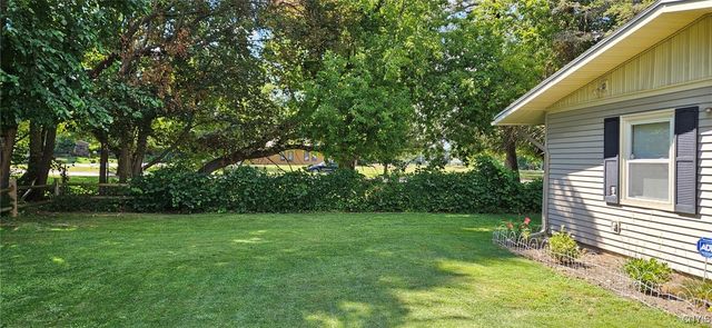 5621 West Genesee Street, Camillus, NY 13031