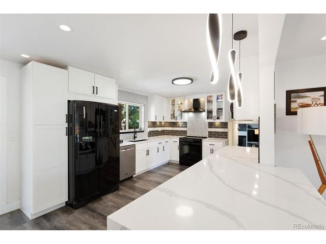 6083 S Lamar Dr, Littleton, CO 80123