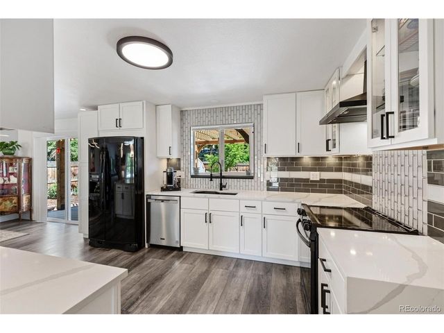6083 S Lamar Dr, Littleton, CO 80123