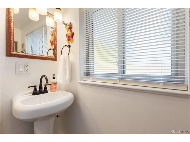 6083 S Lamar Dr, Littleton, CO 80123
