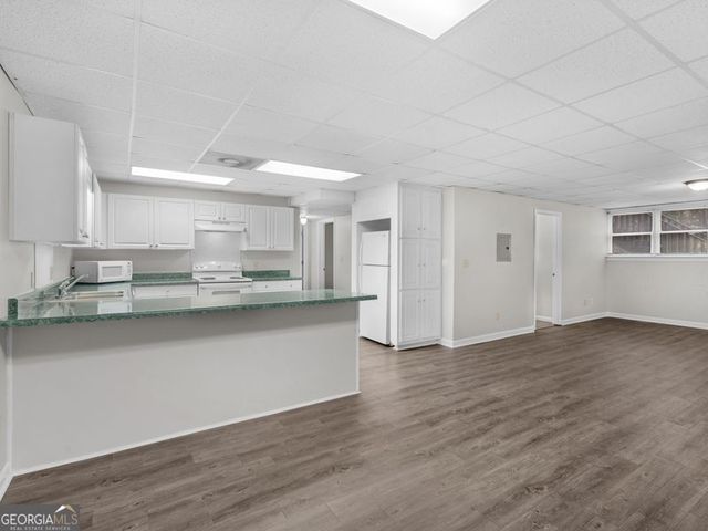 63B Sentry Oak Court, Stockbridge, GA 30281