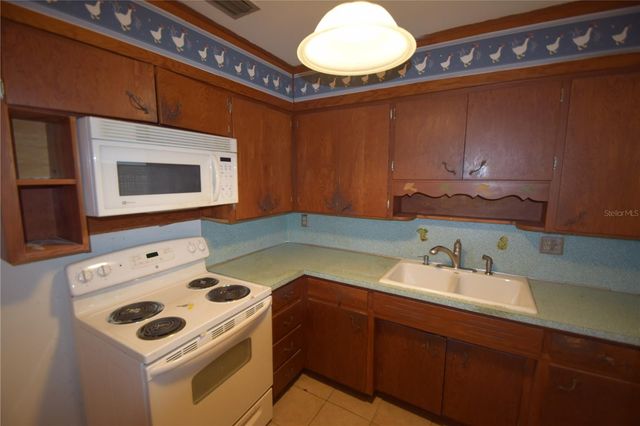 431 HAMPTON AVENUE, Lakeland, FL 33801