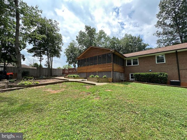 579 CIRCLE VIEW RD, Luray, VA 22835