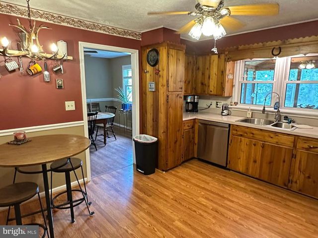 579 CIRCLE VIEW RD, Luray, VA 22835