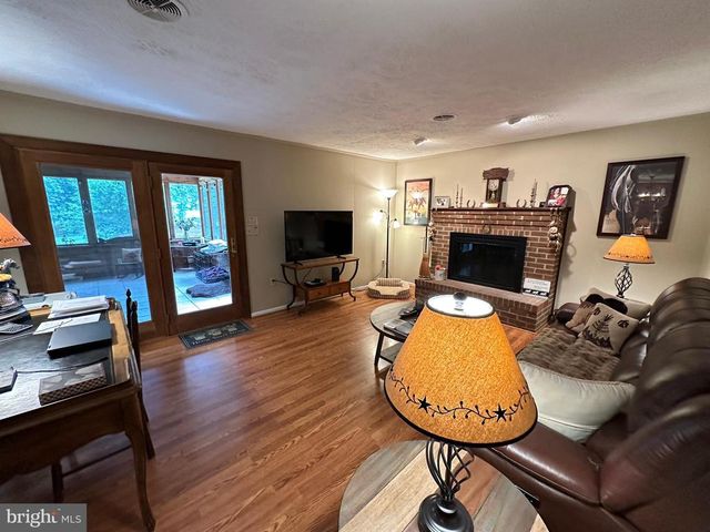 579 CIRCLE VIEW RD, Luray, VA 22835