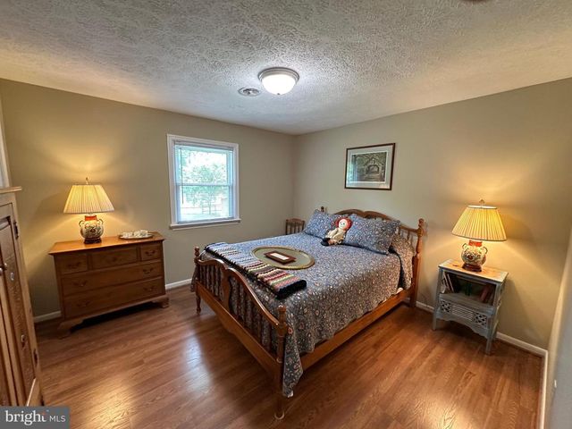 579 CIRCLE VIEW RD, Luray, VA 22835