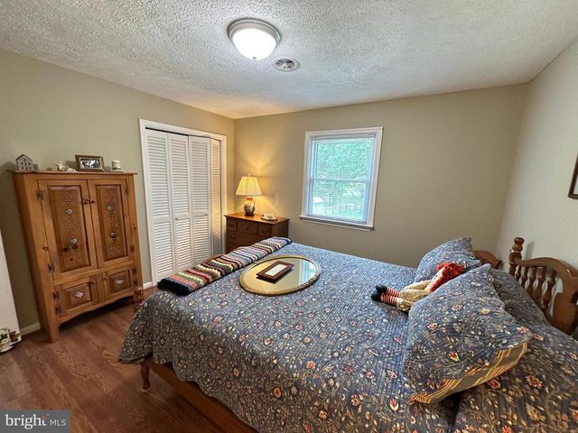 579 CIRCLE VIEW RD, Luray, VA 22835