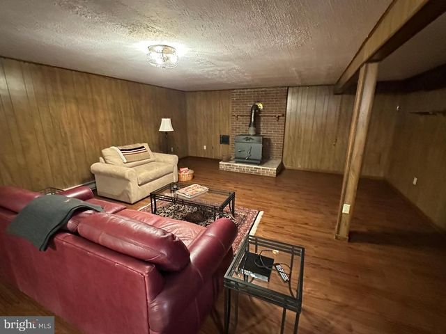 579 CIRCLE VIEW RD, Luray, VA 22835