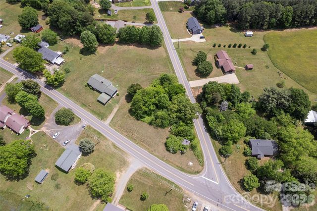 1558 Buffalo Shoals Road, Catawba, NC 28609