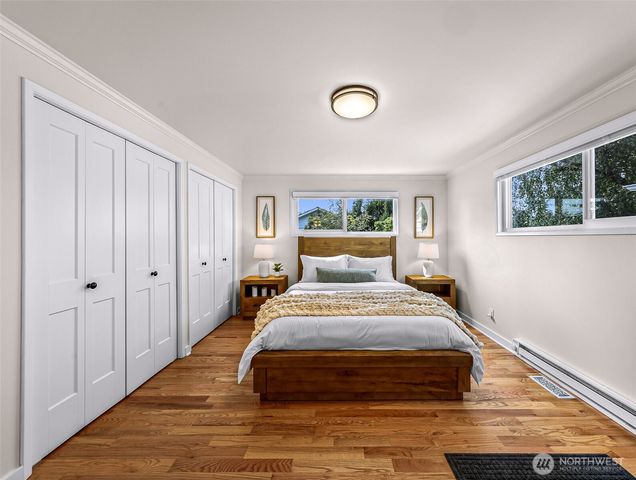 5717 59th Avenue NE, Seattle, WA 98105