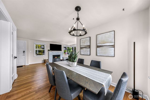 5717 59th Avenue NE, Seattle, WA 98105