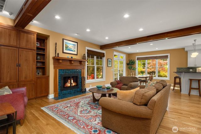 15032 152nd Avenue NE, Woodinville, WA 98072