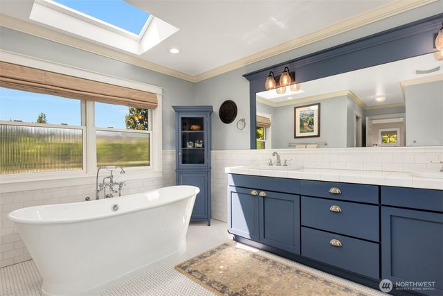 15032 152nd Avenue NE, Woodinville, WA 98072