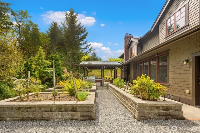 15032 152nd Avenue NE, Woodinville, WA 98072
