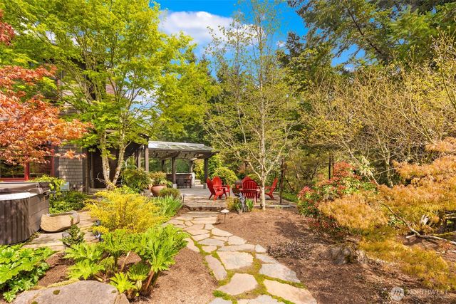 15032 152nd Avenue NE, Woodinville, WA 98072