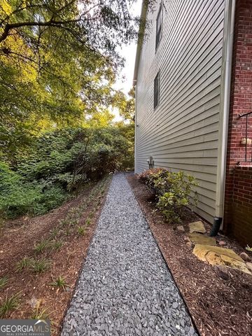 1262 Brickton Drive NW, Atlanta, GA 30318