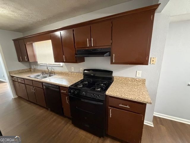 804 Emerald Forest Circle, Lawrenceville, GA 30044