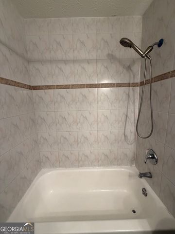 804 Emerald Forest Circle, Lawrenceville, GA 30044