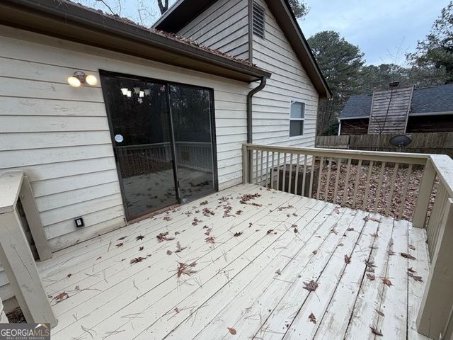 804 Emerald Forest Circle, Lawrenceville, GA 30044