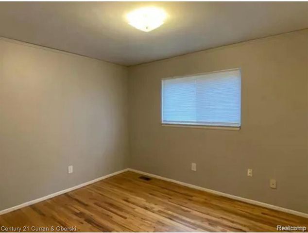 467 S Marie Street, Westland, MI 48186