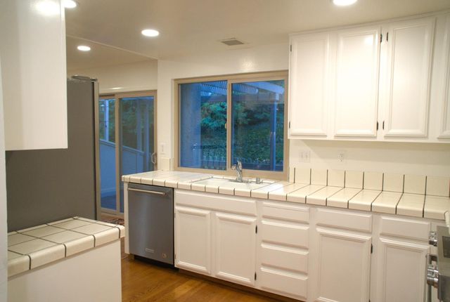 6 Havenridge Court, San Mateo, CA 94402