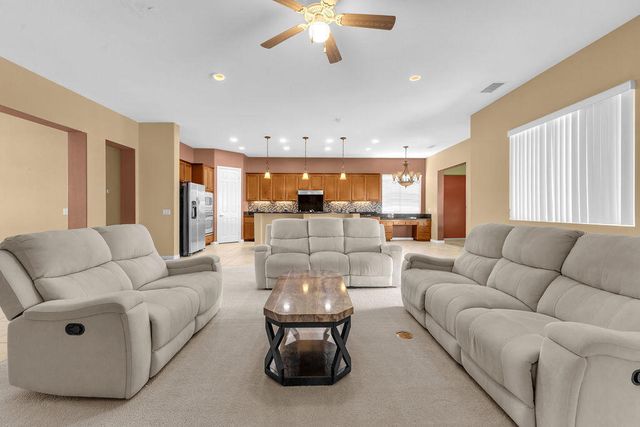 46109 Roadrunner Lane, La Quinta, CA 92253