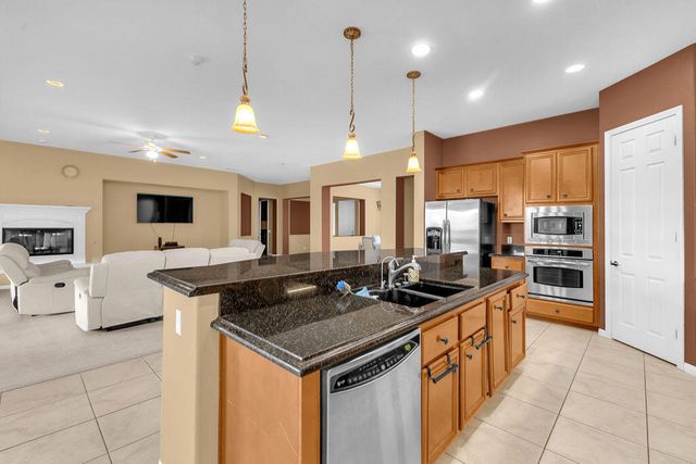 46109 Roadrunner Lane, La Quinta, CA 92253