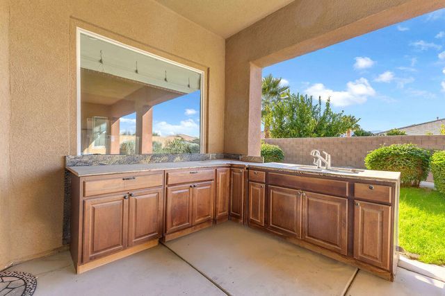46109 Roadrunner Lane, La Quinta, CA 92253