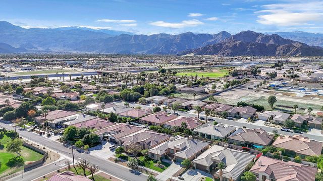 46109 Roadrunner Lane, La Quinta, CA 92253