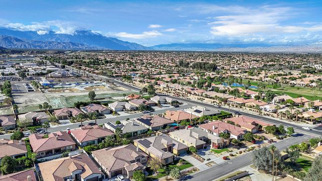 46109 Roadrunner Lane, La Quinta, CA 92253