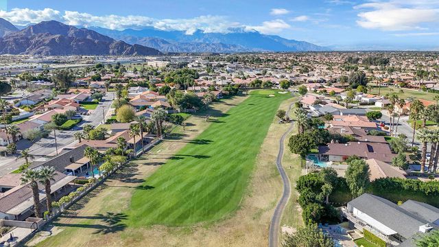 46109 Roadrunner Lane, La Quinta, CA 92253