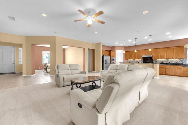 46109 Roadrunner Lane, La Quinta, CA 92253