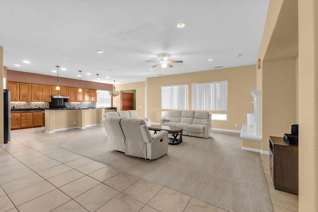 46109 Roadrunner Lane, La Quinta, CA 92253