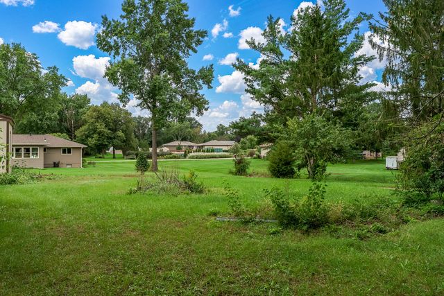 1796 BRACKNEL Boulevard, Rockford, IL 61103