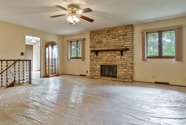 1796 BRACKNEL Boulevard, Rockford, IL 61103