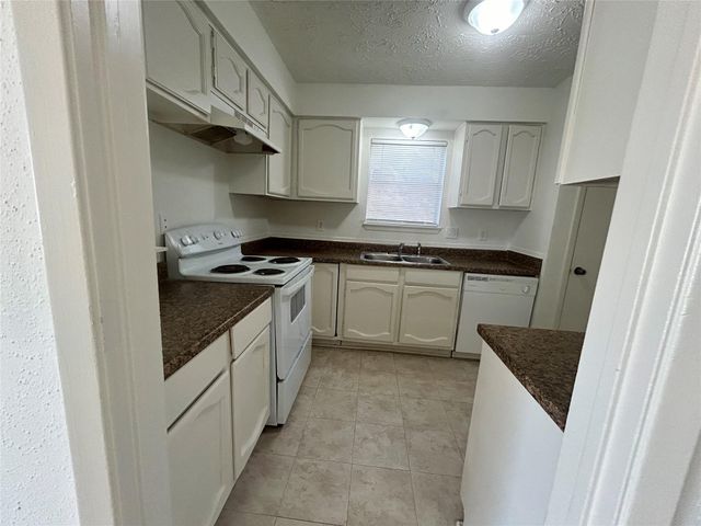 16347 Sky Blue Lane, Houston, TX 77095