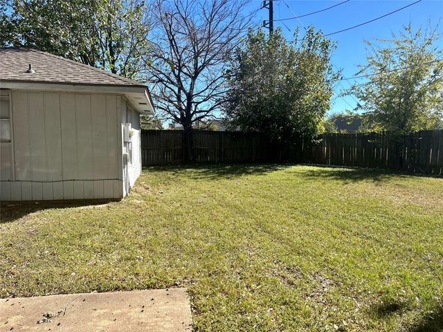 16347 Sky Blue Lane, Houston, TX 77095