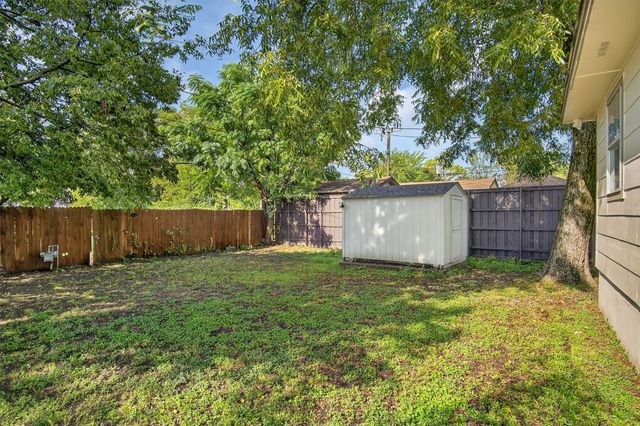 4806 W University Boulevard, Dallas, TX 75209