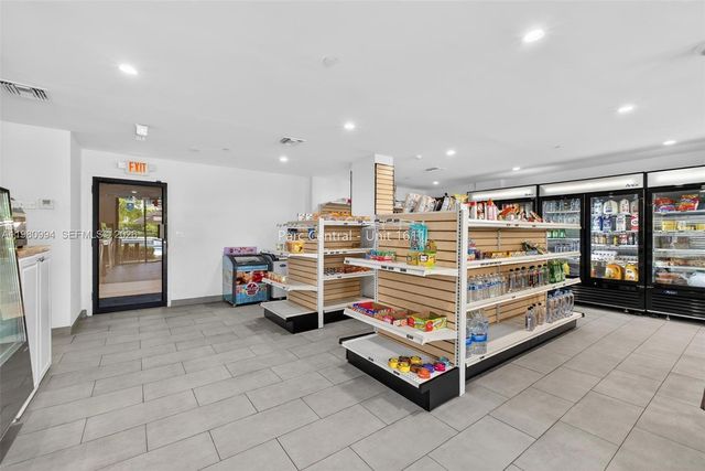 3300 NE 192nd St 1611, Aventura, FL 33180