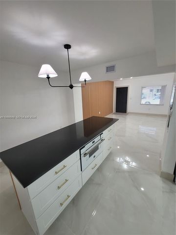 5410 SW 2nd, Miami, FL 33134