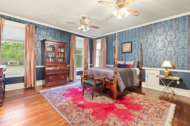 401 N Walnut Avenue Avenue, Eagle Lake, TX 77434
