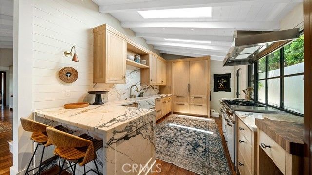 27 Emerald Bay, Laguna Beach, CA 92651